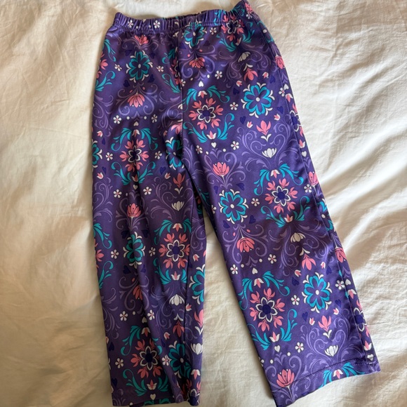 Disney | Frozen Pajamas | Two Piece Set | Purple and Pink | Toddler 4T - Picture 3 of 5